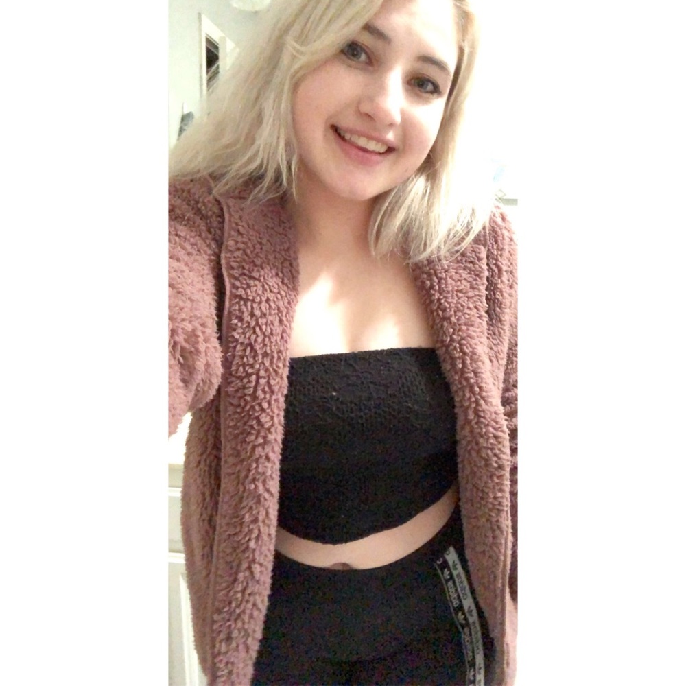 Meet your Posher, Jessica